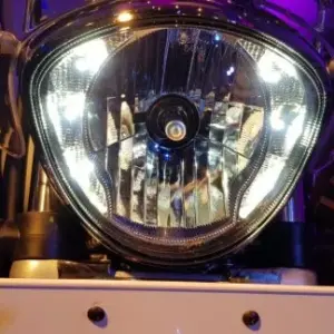 Head Lamp With Drl | Avenger Cruise 220 Ug | Bajaj