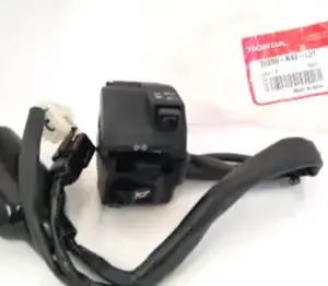 Switch Assemblywinker/ Indicator/ Blinker 35200k43l01 Honda Cb Hornet 160 (oem),