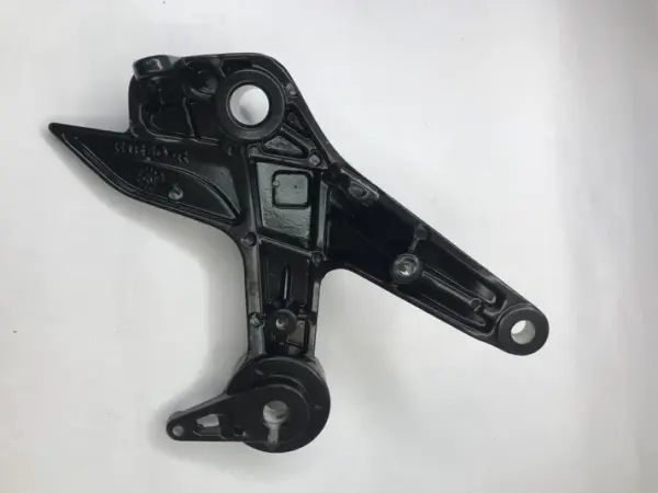 Footrest Bracket Front Right For Tvs Apache Rtr 160 ,180 Refresh Model Gap Genuine Product Code 661 - Image 2
