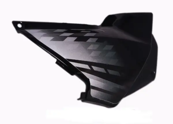Side Panel/cover-hero Glamour Latest N/m (type-4) Black (silver Stk)
