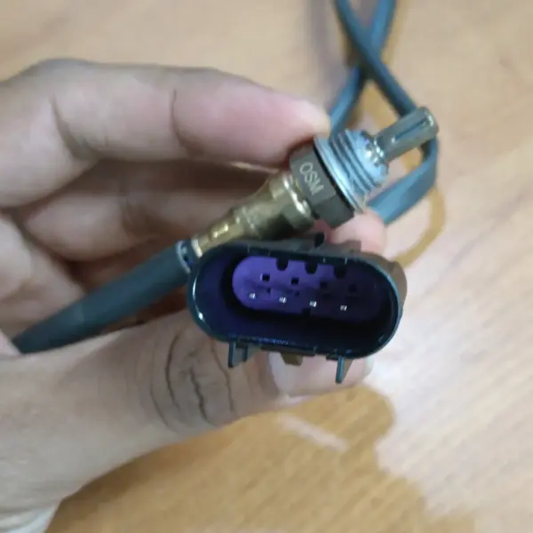 Benelli Imperiale 400 Bs4 O2 Sensor - Image 2