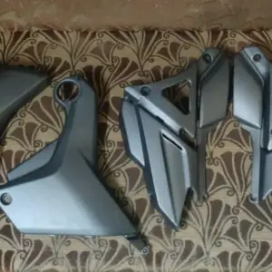 Hunk Side Panel Grey