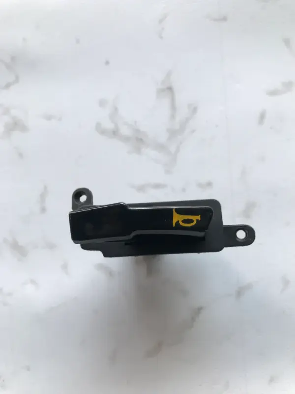 Horn Button For Maestro Edge Minda Genuine Product - Image 3