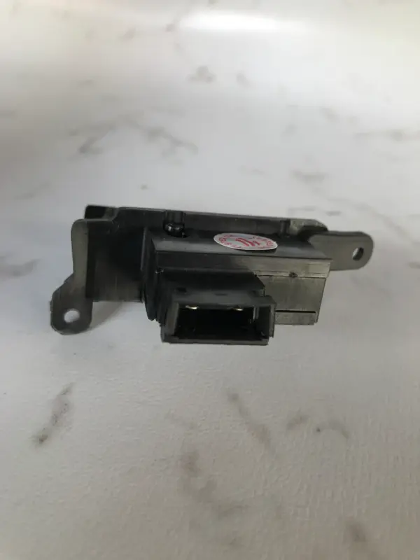 Horn Button For Maestro Edge Minda Genuine Product - Image 2