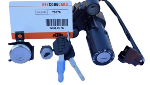 Lock Set Without Tank Cap Compatible Fit For Rc 200 Bs 3 - Image 3