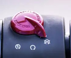 Meteor 350 Engine Control Switch Module Rh (red)