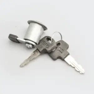 Petrol Tank Lid Lock & Patti (w/key) Splendor